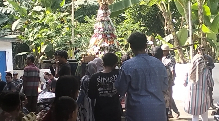 Tradisi Bayangan di Desa Mabung: Simbol Syukur dan Kebersamaan yang Tak Lekang oleh Zaman